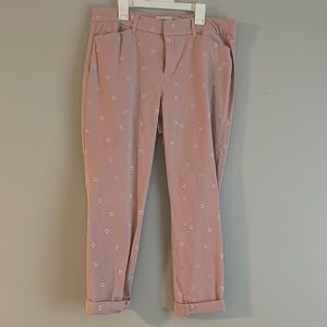 Pixie dress pants with floral design